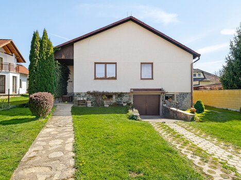 Prodej rodinného domu 154 m2 na pozemku 781 m2 v Chýnově